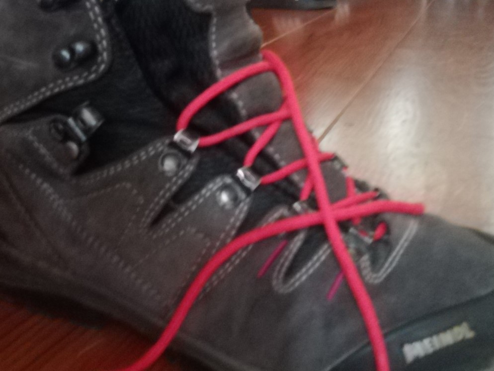 Tie the laces not too tight on the first hooks around your toes and lower part: